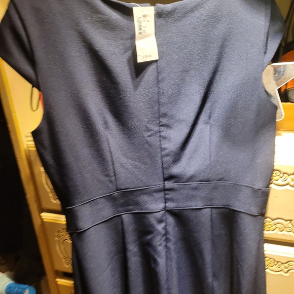 Dress - Picture 12 of 12